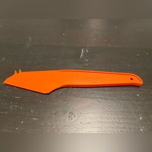 Tupperware Cheese Cutter Slicer Spreader #1223-3 Plastic Knife Harvest Orange